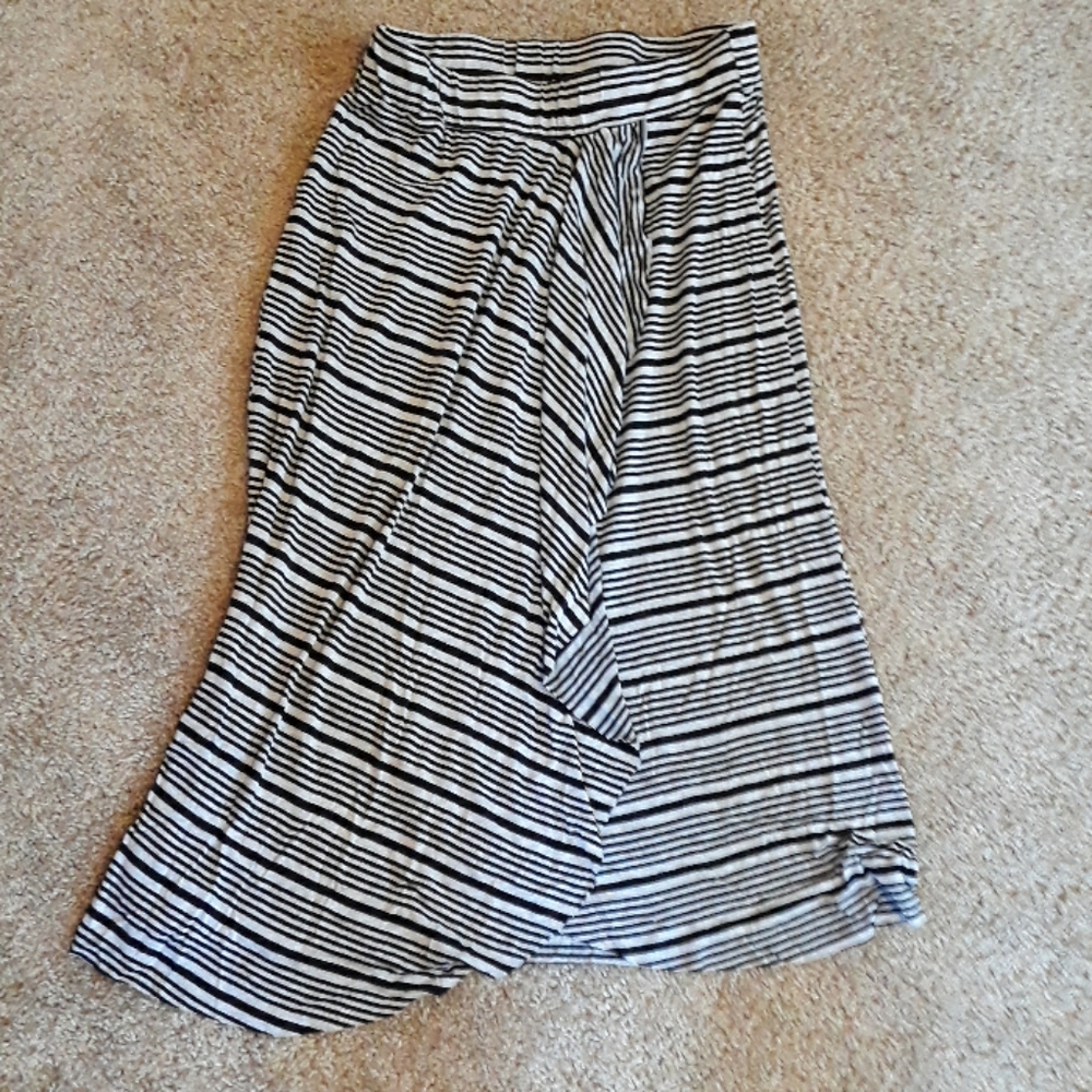 Black And White Striped Skirt